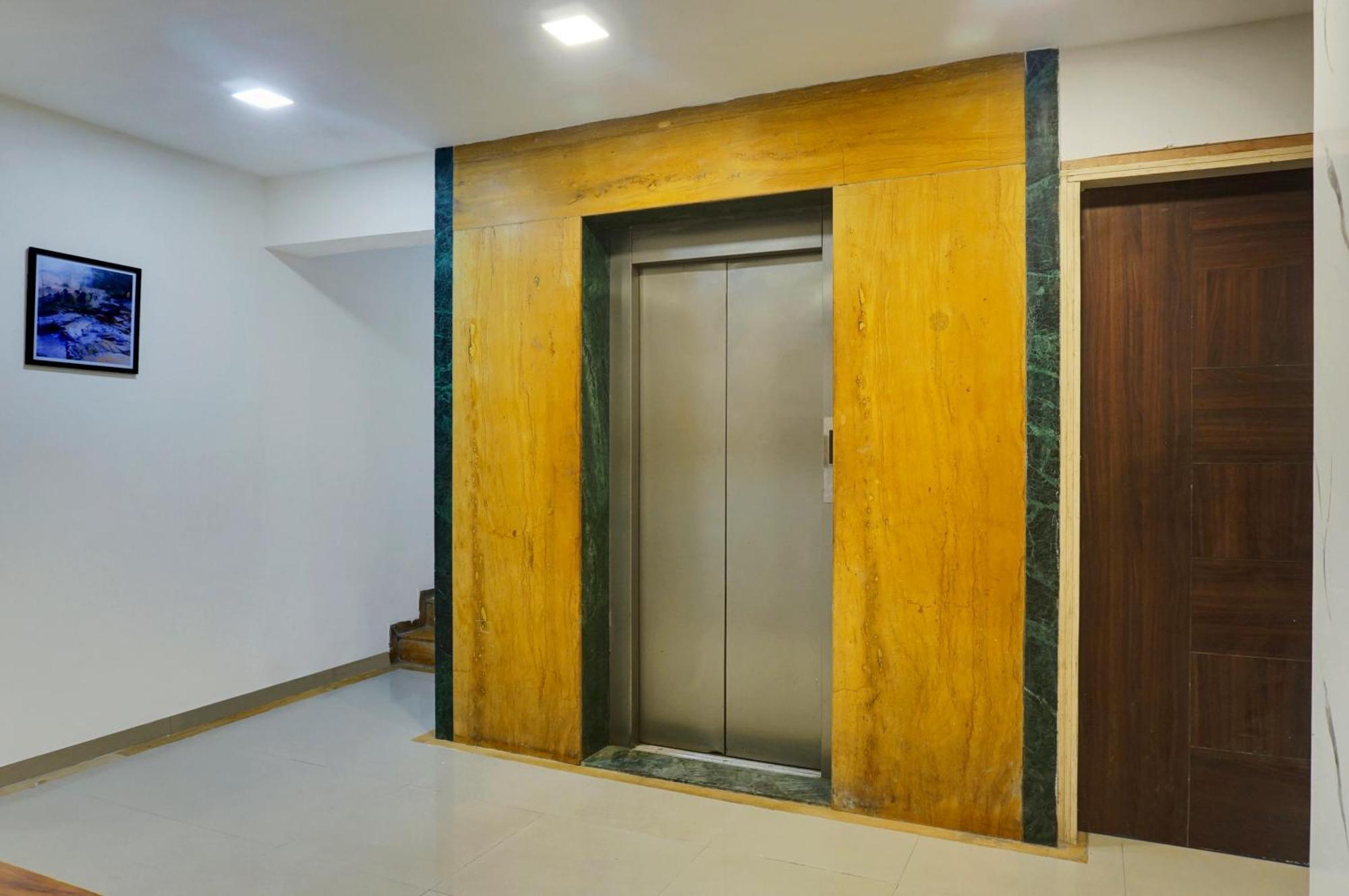 Hotel Orchard Park プネ エクステリア 写真